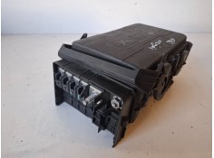 Recambio de caja reles / fusibles para opel insignia b sports tourer b16dth referencia OEM IAM 3911662601   2