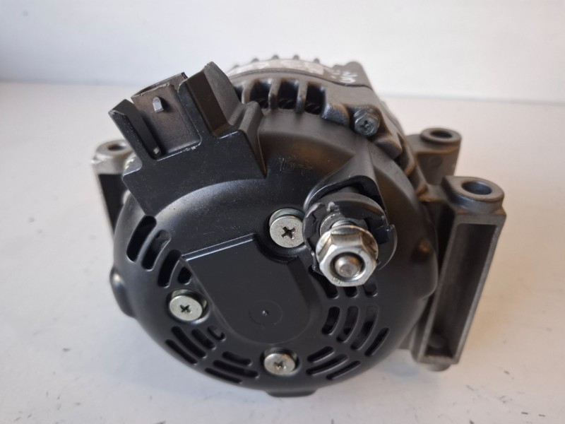 Recambio de alternador para opel insignia b sports tourer b16dth referencia OEM IAM   
