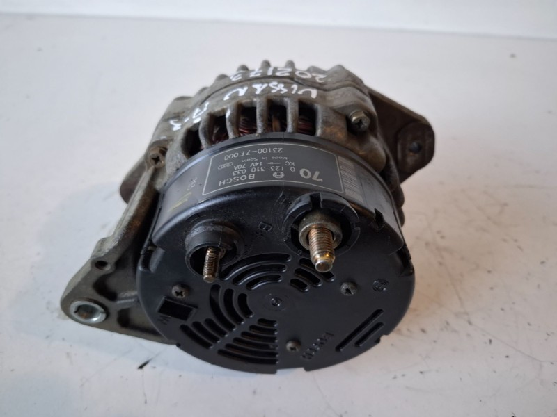 Recambio de alternador para nissan terrano ii (r20) td27 referencia OEM IAM 0123310033  