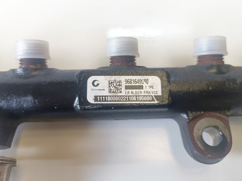 Recambio de rampa inyectora para fiat ii scudo (272) combi rhr referencia OEM IAM 9681649580  