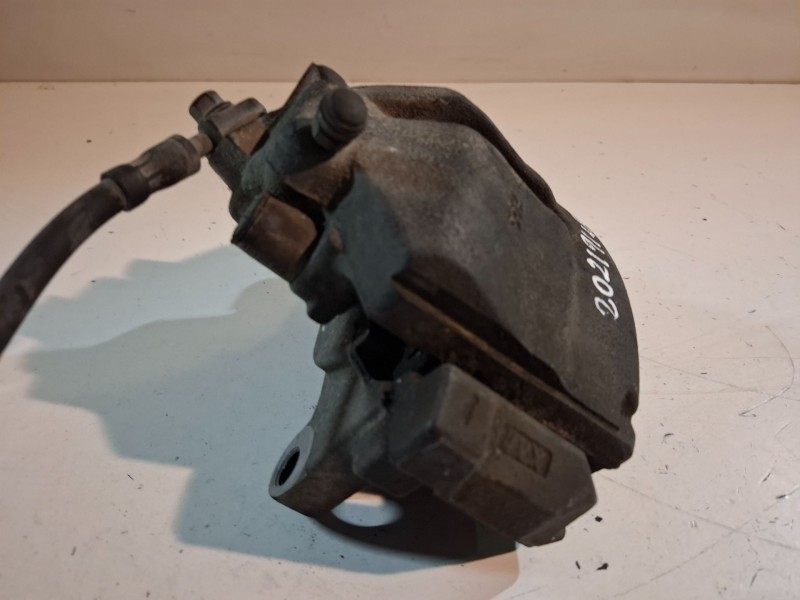 Recambio de pinza de freno delantera derecha para volkswagen passat variant (3c5) bkp referencia OEM IAM   