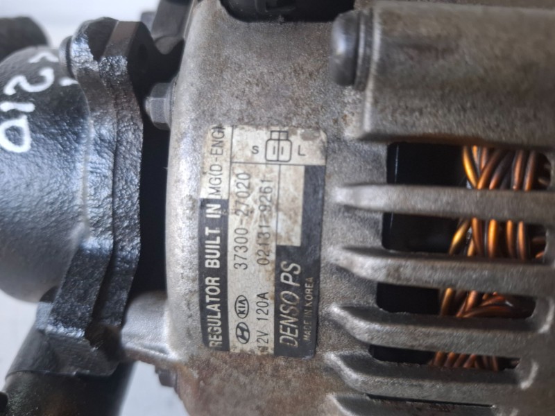 Recambio de alternador para hyundai sonata (nf) d4ea referencia OEM IAM 3730027020  