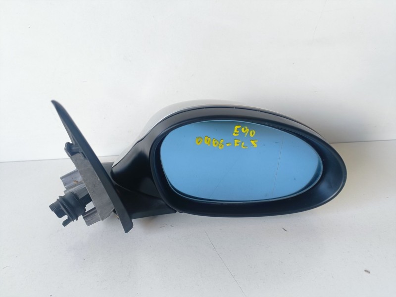 Recambio de retrovisor derecho para bmw serie 3 berlina (e90) 204d4 referencia OEM IAM 7906930  