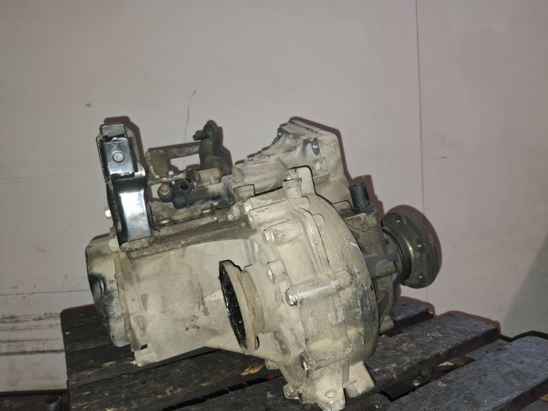 Recambio de caja cambios para seat ibiza berlina (6j5) cayb referencia OEM IAM KFK  