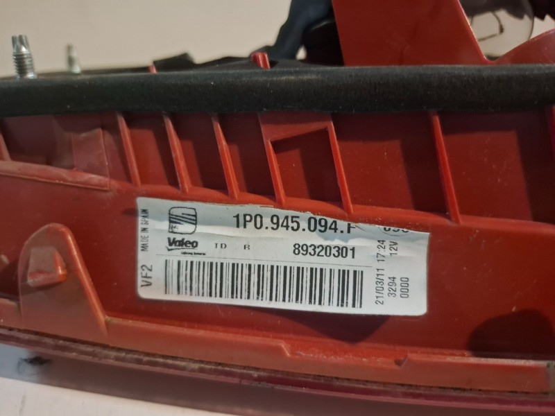 Recambio de piloto trasero derecho para seat leon (1p1) cayc referencia OEM IAM 1P0945094F  