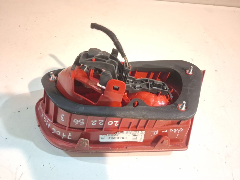 Recambio de piloto trasero izquierdo para seat leon (1p1) cayc referencia OEM IAM 1P0945093F  