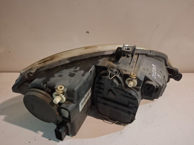 Recambio de faro izquierdo para seat leon (1p1) cayc referencia OEM IAM 5P1941033A  