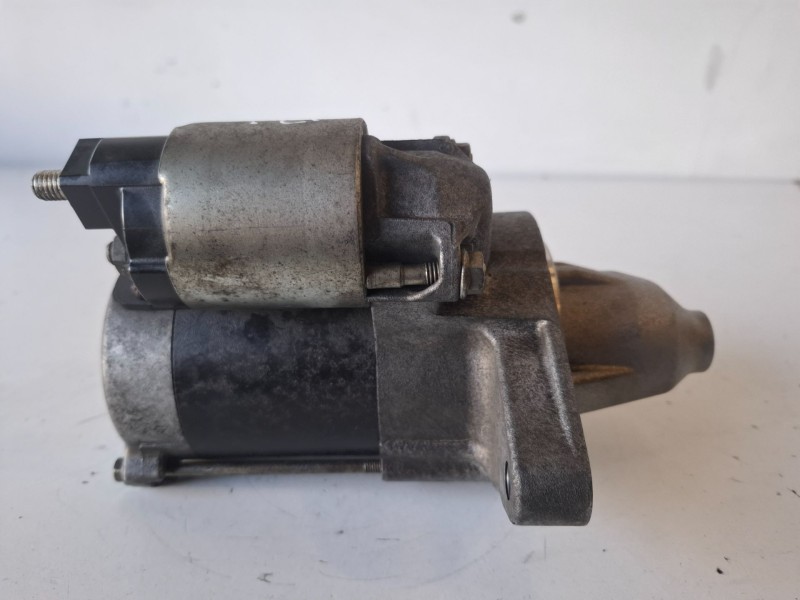 Recambio de motor arranque para toyota iq (nuj1/ngj1/kgj1) 1krfe referencia OEM IAM 2810040121  