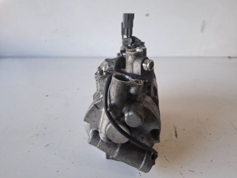 Recambio de compresor aire acondicionado para toyota iq (nuj1/ngj1/kgj1) 1krfe referencia OEM IAM 4472809120  