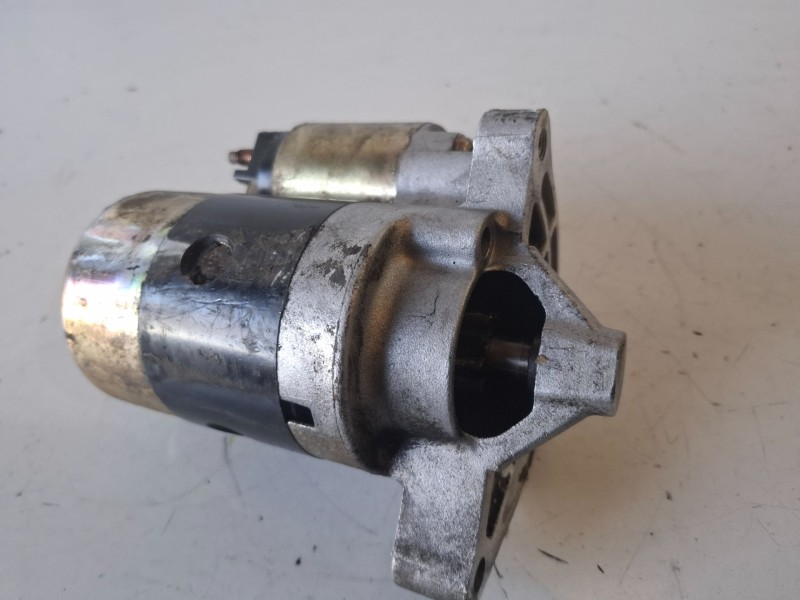 Recambio de motor arranque para peugeot 106 (s2) hdz referencia OEM IAM M002T13081  