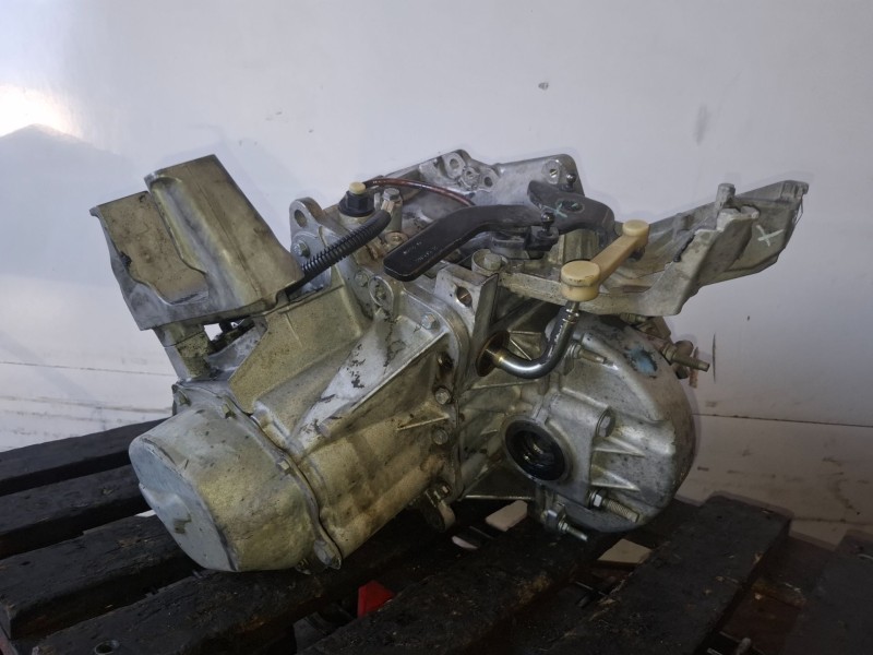 Recambio de caja cambios para citroen c5 berlina 9hz referencia OEM IAM 20DM65  