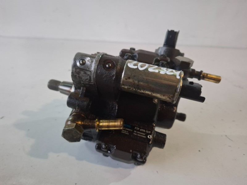 Recambio de bomba inyeccion para citroen c3 pluriel 8hx referencia OEM IAM 9651590880  