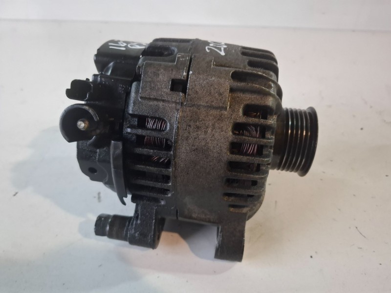 Recambio de alternador para citroen c3 pluriel 8hx referencia OEM IAM 9646476280  