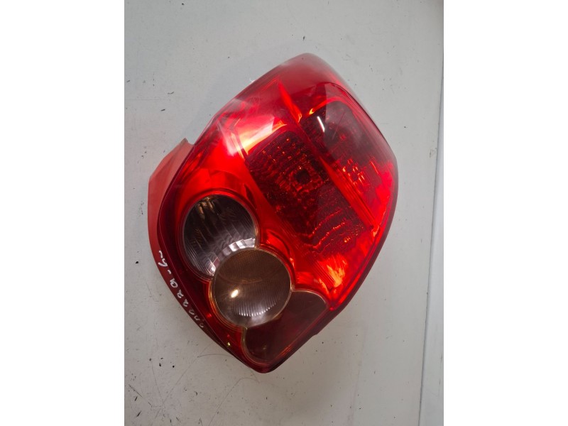 Recambio de piloto trasero izquierdo para toyota auris (e15) 1zr referencia OEM IAM   