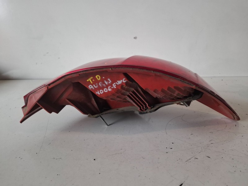Recambio de piloto trasero izquierdo para toyota auris (e15) 1zr referencia OEM IAM   