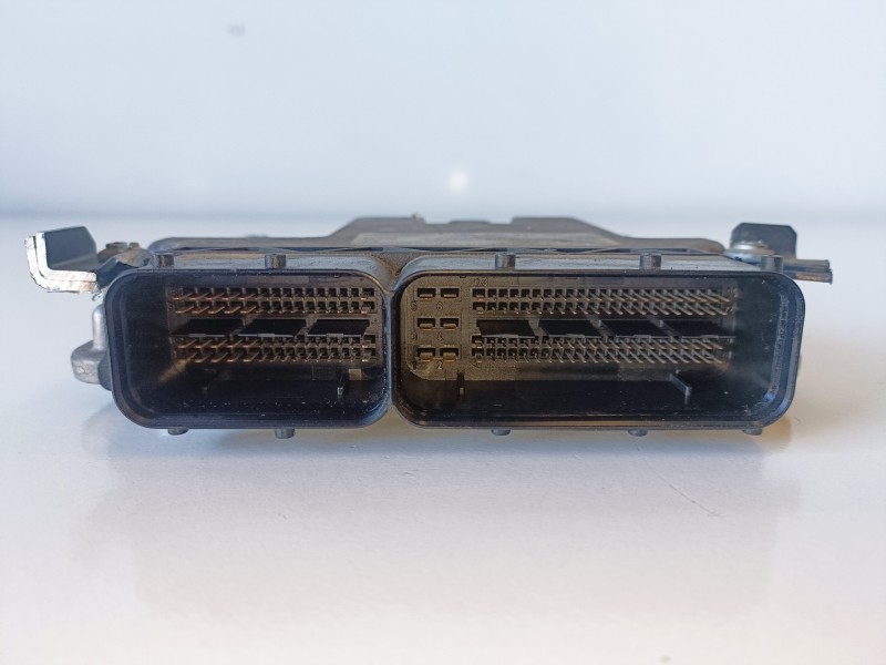 Recambio de centralita motor uce para seat leon (1p1) bkd referencia OEM IAM 03G906021SF/EDC16U34/0281014425  