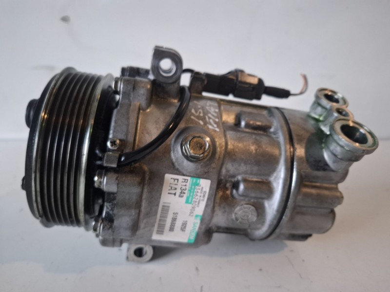 Recambio de compresor aire acondicionado para fiat ii doblò (152) 198a3000 referencia OEM IAM 51868880  