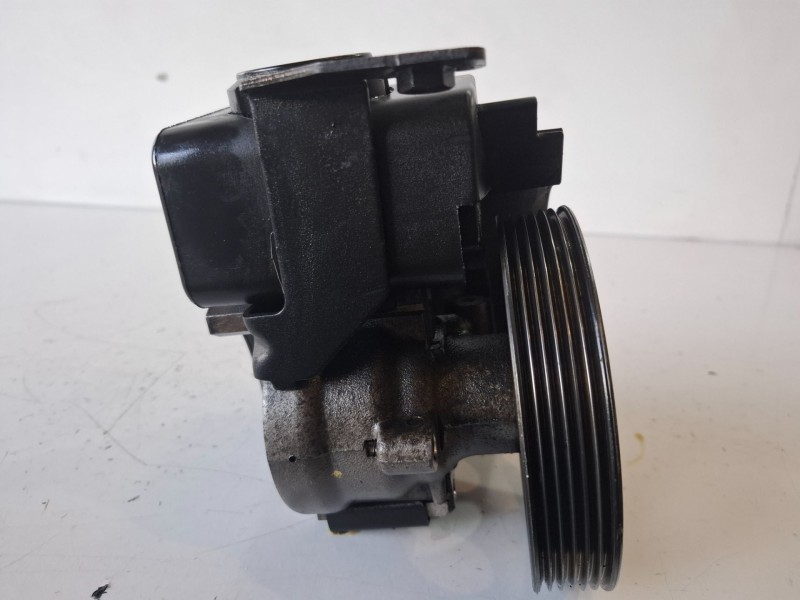 Recambio de bomba direccion para citroen xsara picasso nfv referencia OEM IAM 26080328QG  
