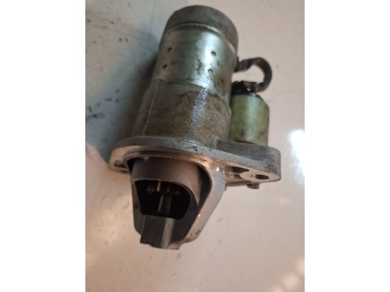 Recambio de motor arranque para opel astra j berlina 5p a17dtr referencia OEM IAM 8980147432  