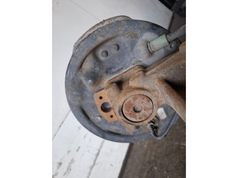 Recambio de puente trasero para peugeot 206 wjz referencia OEM IAM   