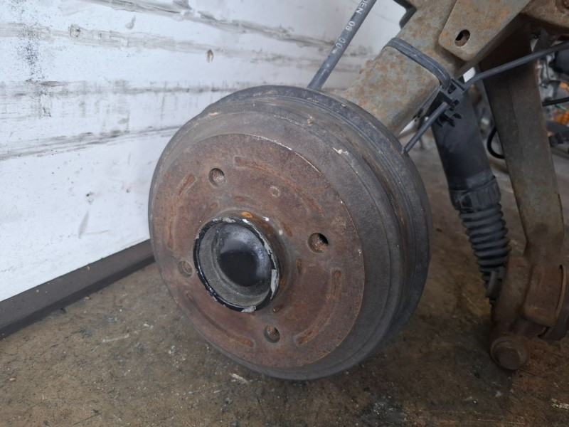 Recambio de puente trasero para peugeot 206 wjz referencia OEM IAM   
