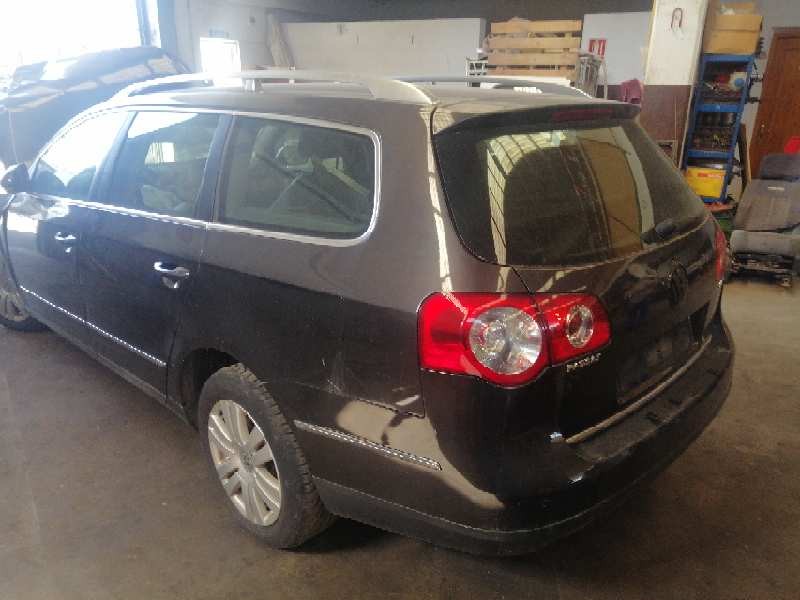 volkswagen passat variant (3c5) del año 2006