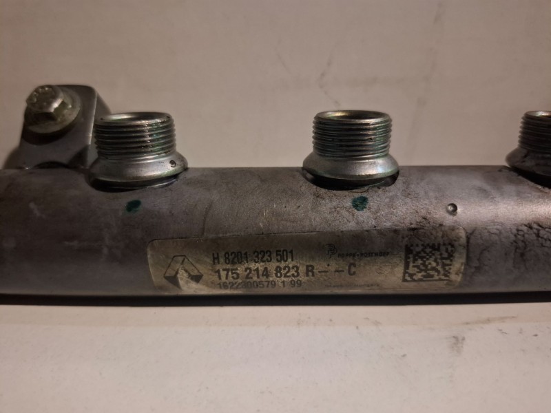 Recambio de rampa inyectora para fiat talento furgón (296) r9m452 referencia OEM IAM 175214823R  