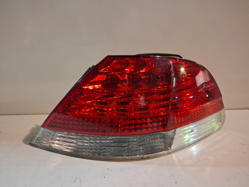 Recambio de piloto trasero derecho para bmw serie 7 (e65/e66) 306d3 referencia OEM IAM 693723609  