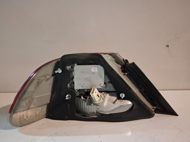 Recambio de piloto trasero derecho para bmw serie 7 (e65/e66) 306d3 referencia OEM IAM 693723609  