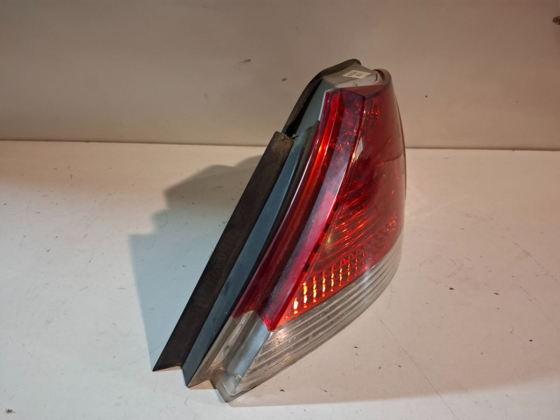 Recambio de piloto trasero derecho para bmw serie 7 (e65/e66) 306d3 referencia OEM IAM 693723609  