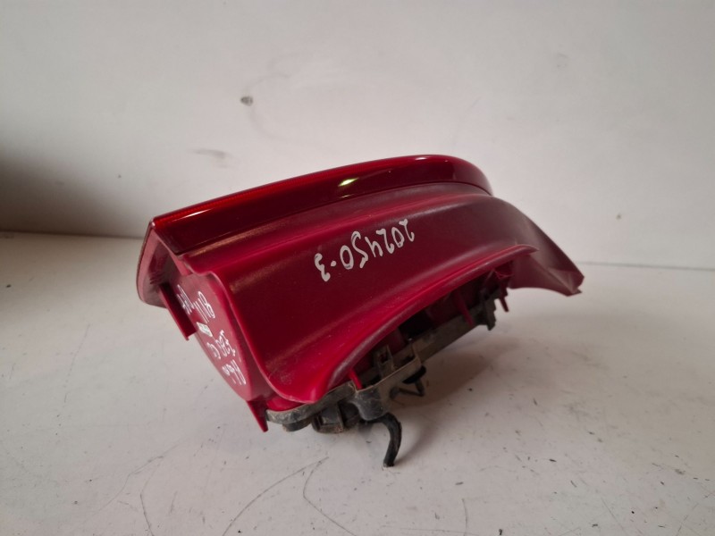 Recambio de piloto trasero izquierdo para citroen c2 8hz referencia OEM IAM   