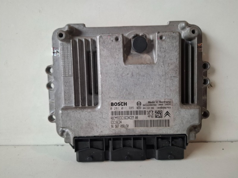 Recambio de centralita motor uce para citroen c2 8hz referencia OEM IAM 0281011785  