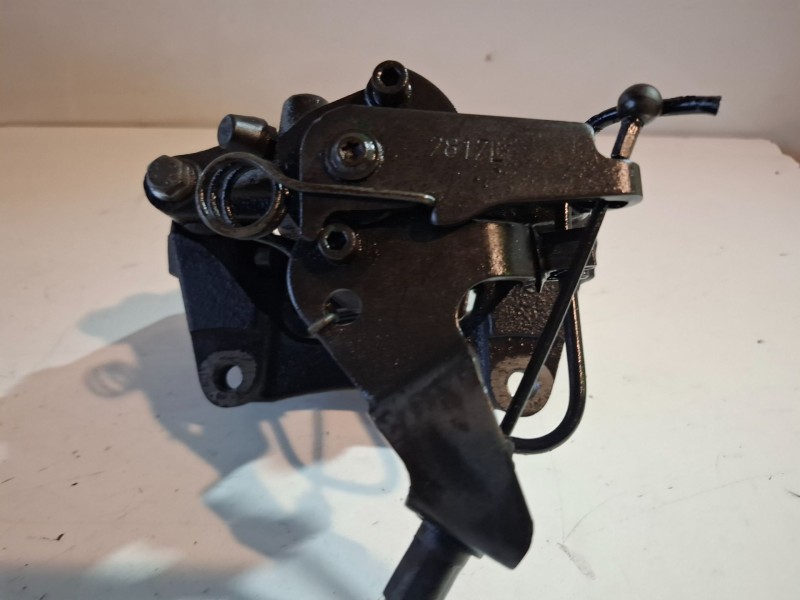 Recambio de pinza de freno trasera izquierda para renault master ii fase 2 furgón g9u650 referencia OEM IAM   