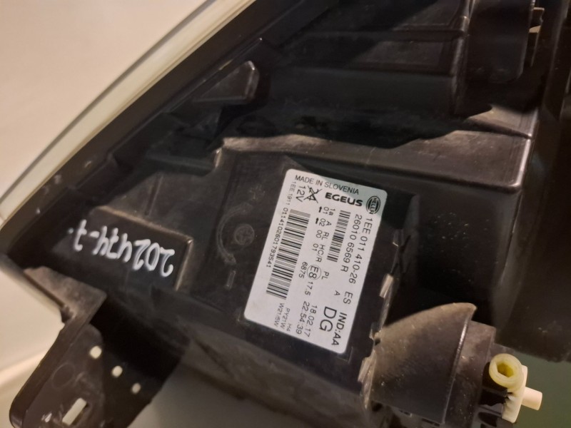 Recambio de faro derecho para fiat talento furgón (296) r9m452 referencia OEM IAM 1EE01141026  