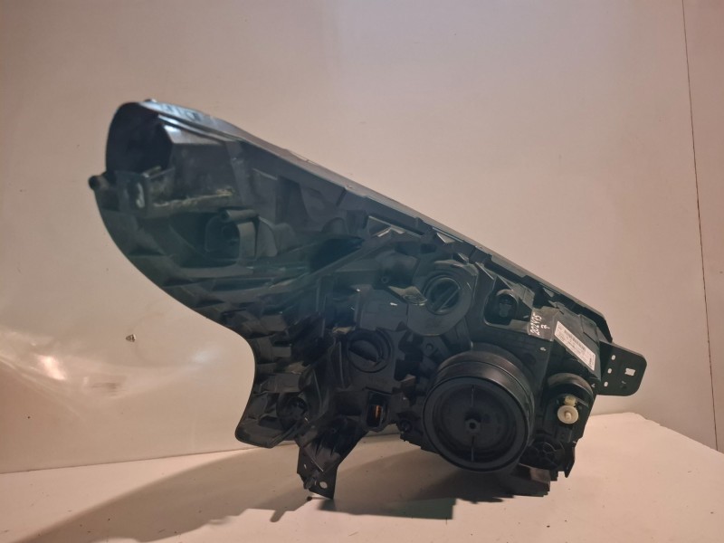 Recambio de faro izquierdo para fiat talento furgón (296) r9m452 referencia OEM IAM 1EE01141025  
