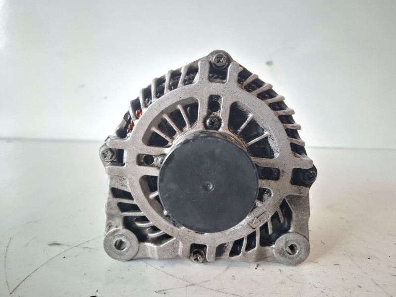 Recambio de alternador para fiat talento furgón (296) r9m452 referencia OEM IAM 231009096R  
