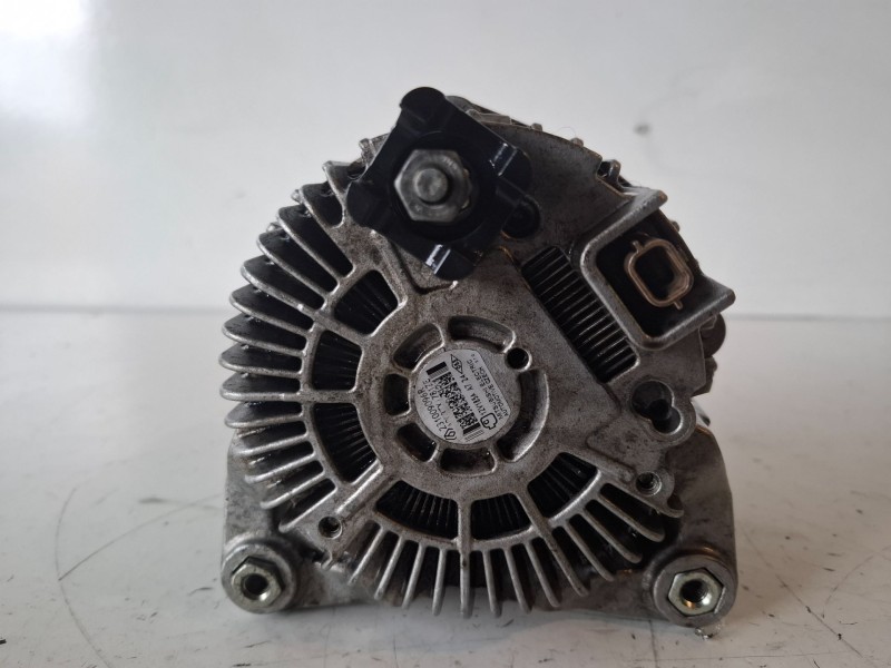 Recambio de alternador para fiat talento furgón (296) r9m452 referencia OEM IAM 231009096R  