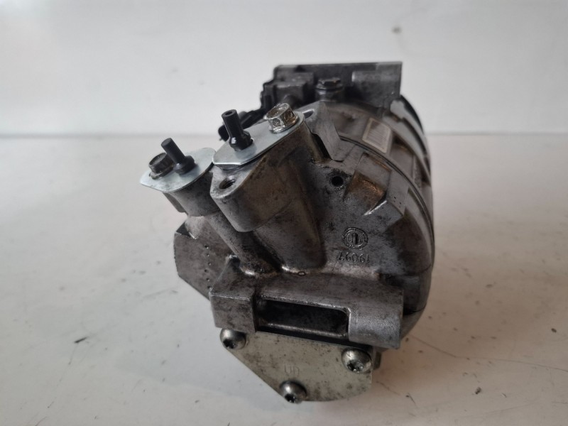 Recambio de compresor aire acondicionado para fiat talento furgón (296) r9m452 referencia OEM IAM 826001732R  