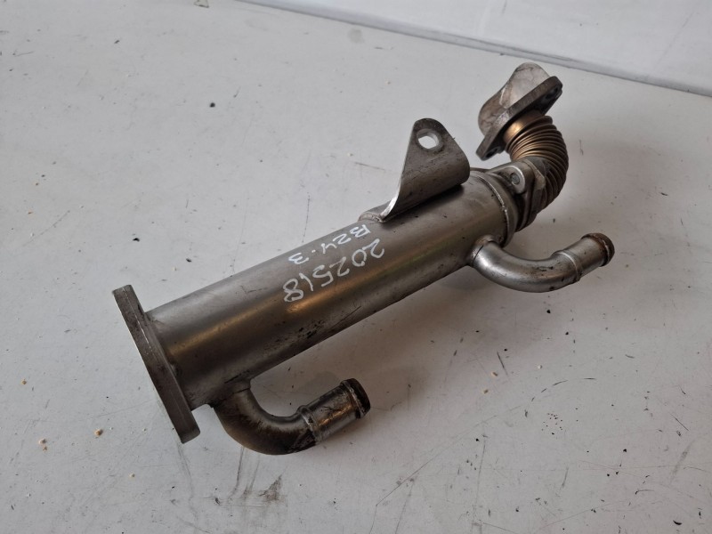 Recambio de enfriador egr para kia carens (un) d4eaw referencia OEM IAM 2840027410CH4  
