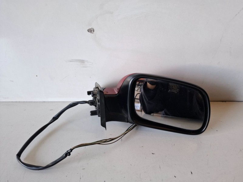 Recambio de retrovisor derecho para peugeot 307 berlina (s2) 9hy referencia OEM IAM 96347734  