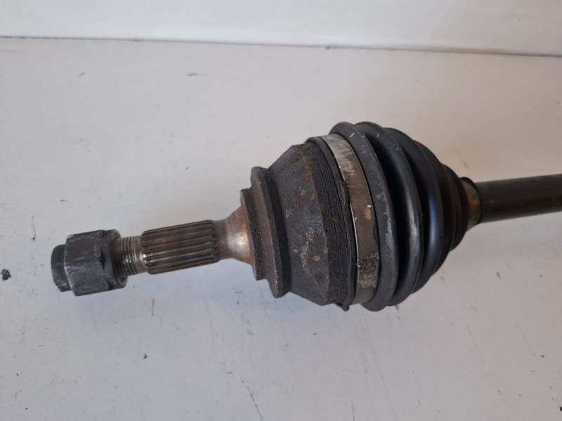 Recambio de transmision delantera izquierda para peugeot 208 (p2) yh01 referencia OEM IAM 9801048580  