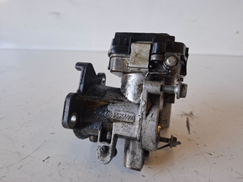 Recambio de caja mariposa para fiat ii doblò (152) 263a2000 referencia OEM IAM 55255919  
