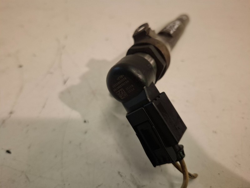 Recambio de inyector para renault megane ii grandtour k9k p7 referencia OEM IAM H8200294788  