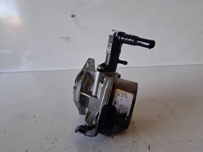 Recambio de depresor freno / bomba vacio para renault megane ii grandtour k9k p7 referencia OEM IAM   