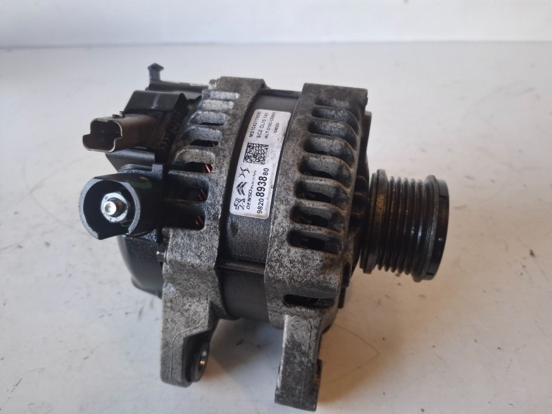 Recambio de alternador para peugeot 208 (p2) yh01 referencia OEM IAM 9820893880  