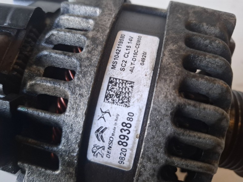 Recambio de alternador para peugeot 208 (p2) yh01 referencia OEM IAM 9820893880  