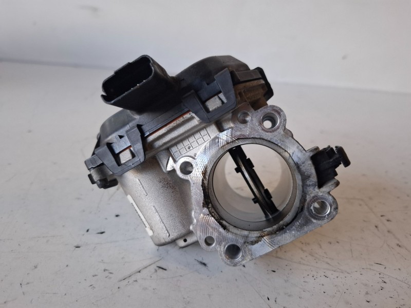 Recambio de caja mariposa para peugeot 208 (p2) yh01 referencia OEM IAM 983017148000  
