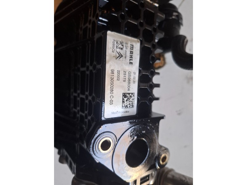 Recambio de enfriador egr para peugeot 208 (p2) yh01 referencia OEM IAM 9813050280  