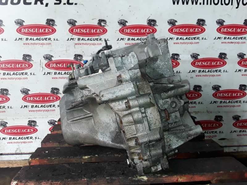 Recambio de caja cambios para volvo v40 familiar d4192t3 referencia OEM IAM   