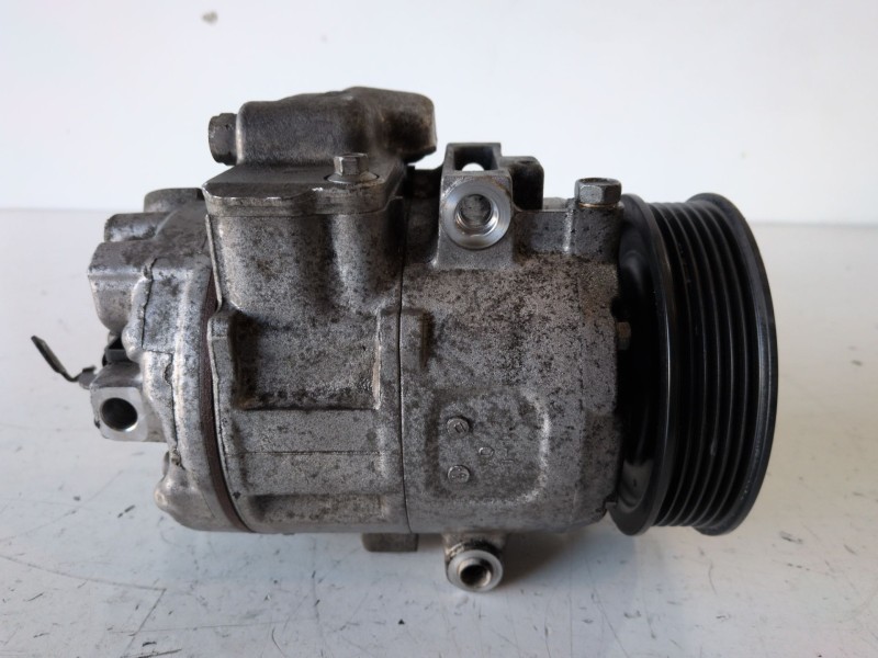 Recambio de compresor aire acondicionado para volkswagen polo iv (9n1) amf referencia OEM IAM 6Q0820803J  